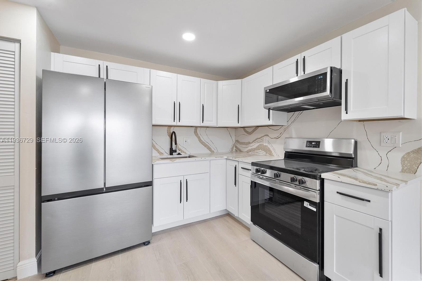 1109 Green Pine Blvd C1