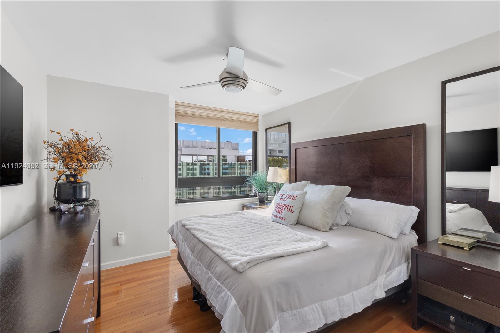 THE WAVERLY AT SOUTH BEAC - Residential