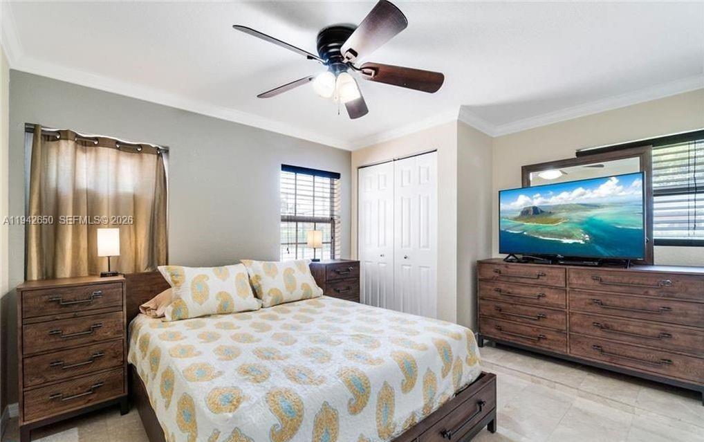 HOLLYWOOD HILLS - Residential Lease