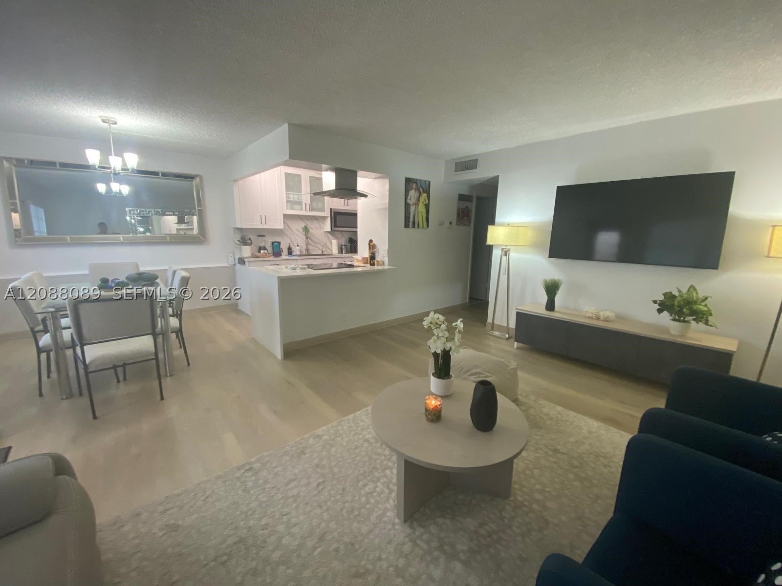 4076 E Guildford E 4
