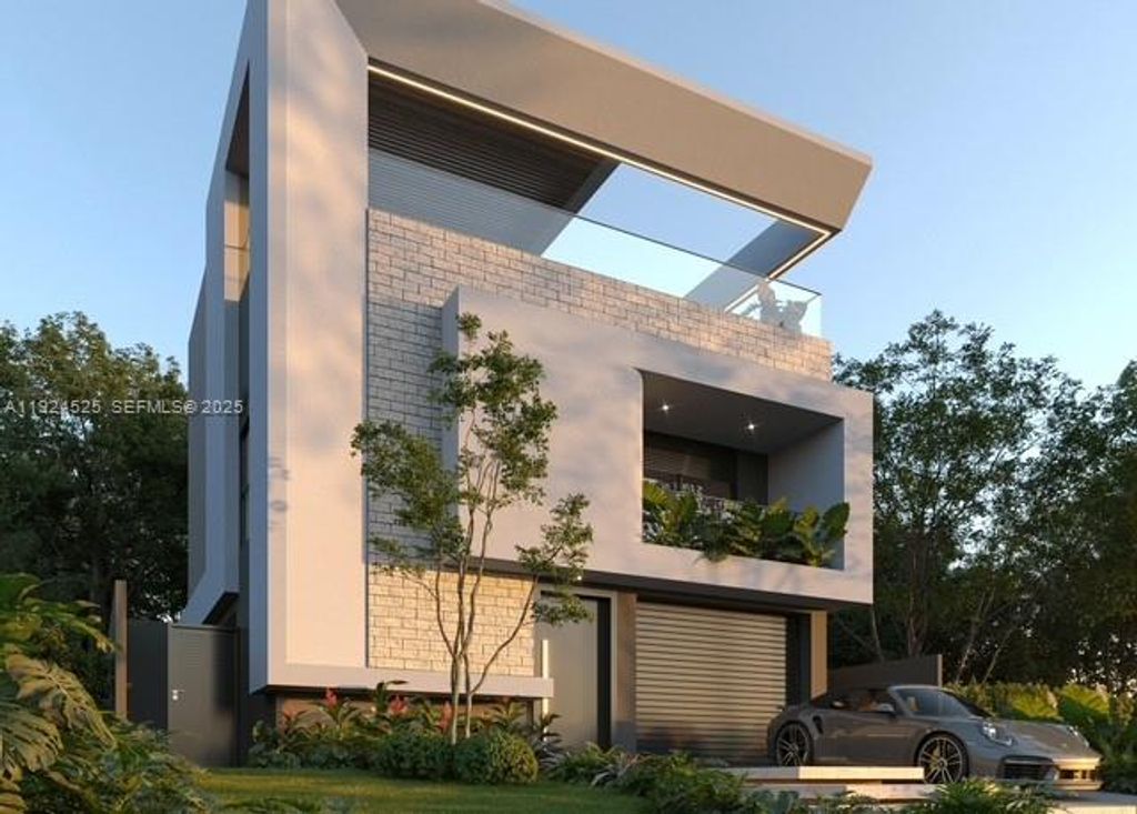 Photo of 349 Walnut St, Hollywood, FL 33019 (MLS # A11924525)