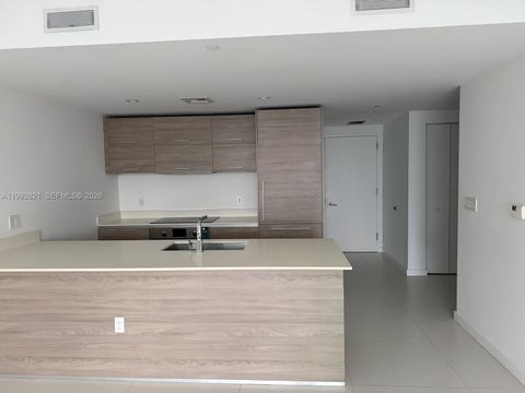 1300 S Miami Ave 3403 Miami FL 33130