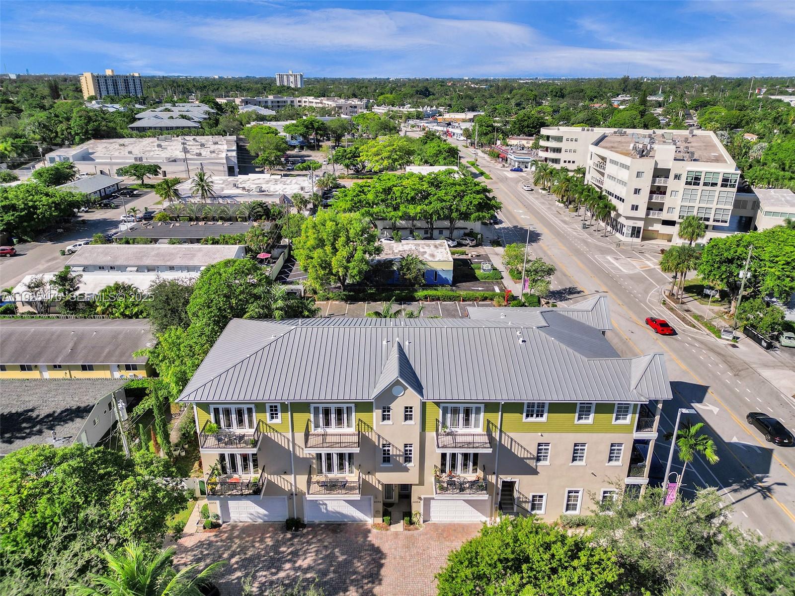 PARKTOWN OF WILTON MANORS - Residential Lease