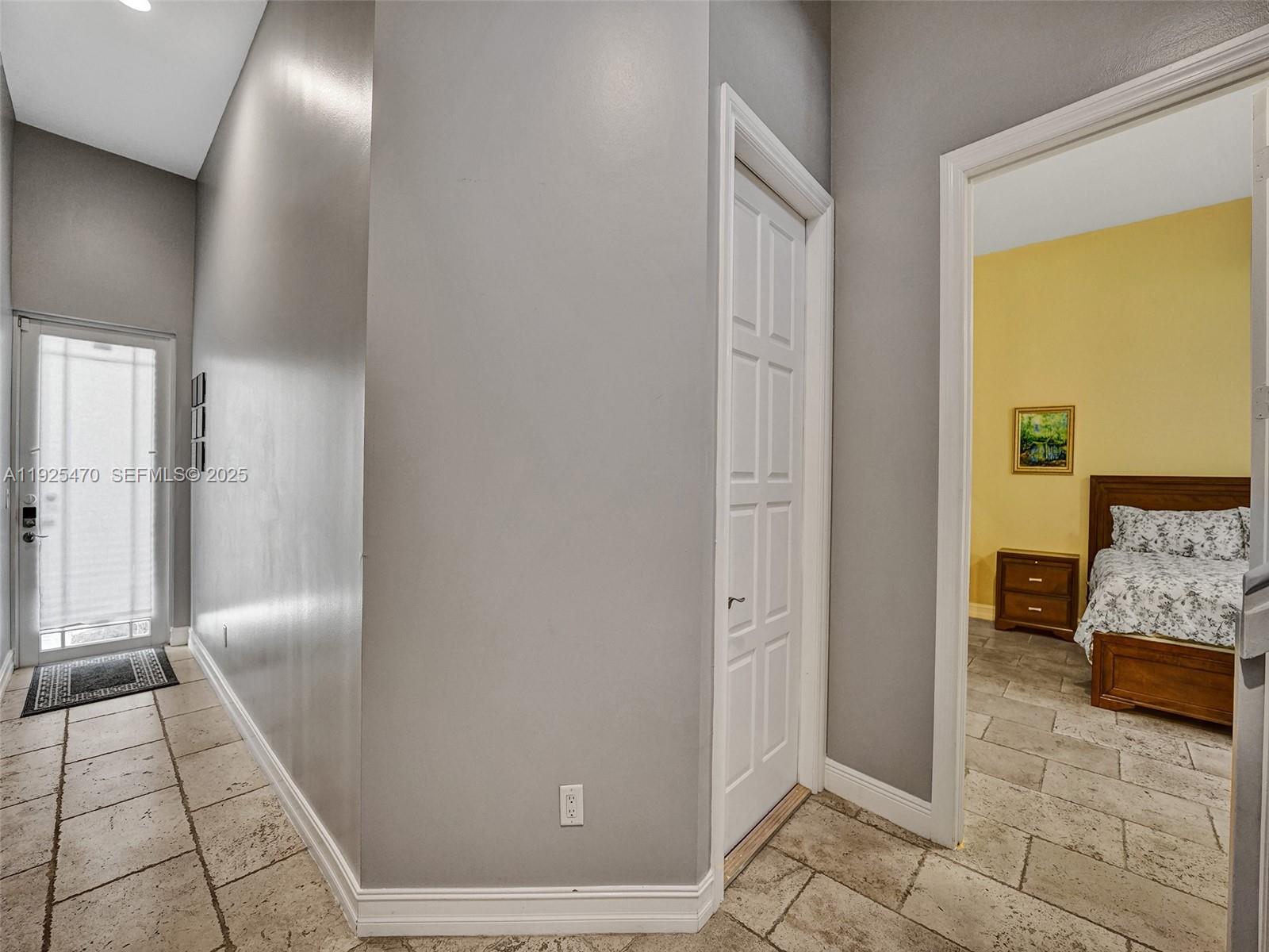 PARKTOWN OF WILTON MANORS - Residential Lease