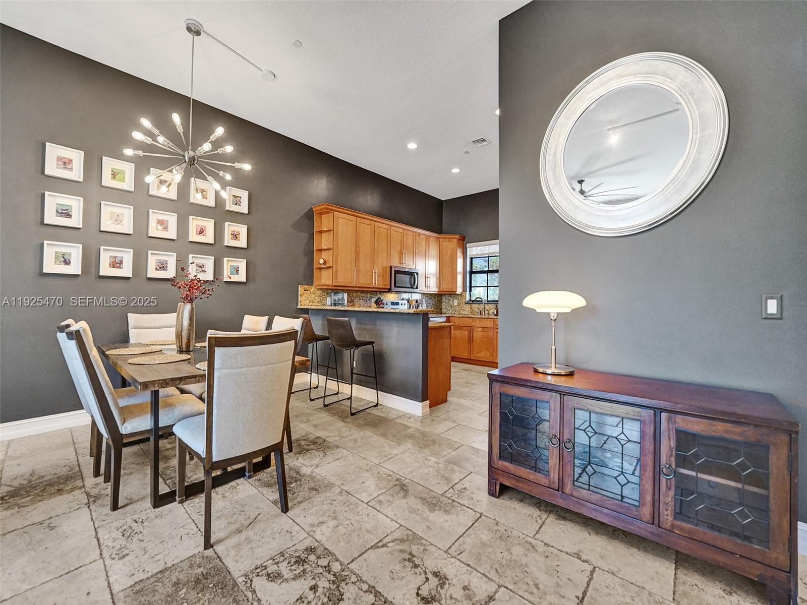 PARKTOWN OF WILTON MANORS - Residential Lease