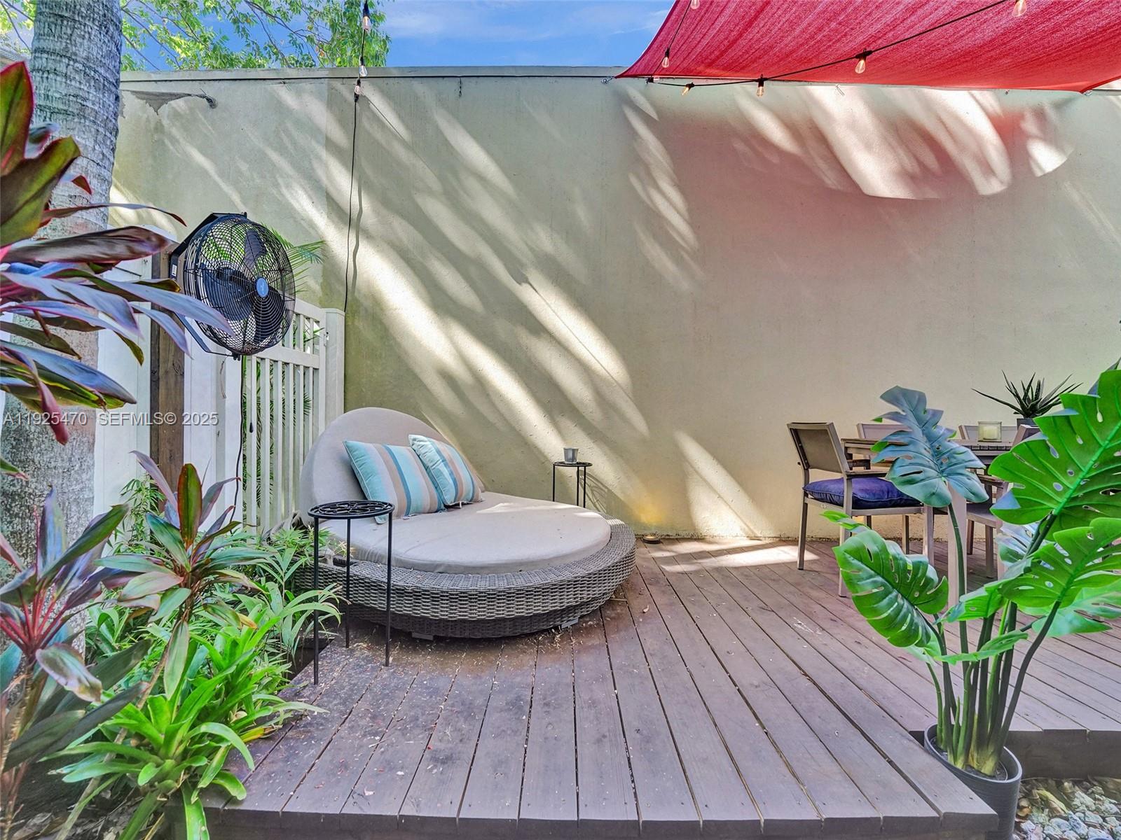 PARKTOWN OF WILTON MANORS - Residential Lease