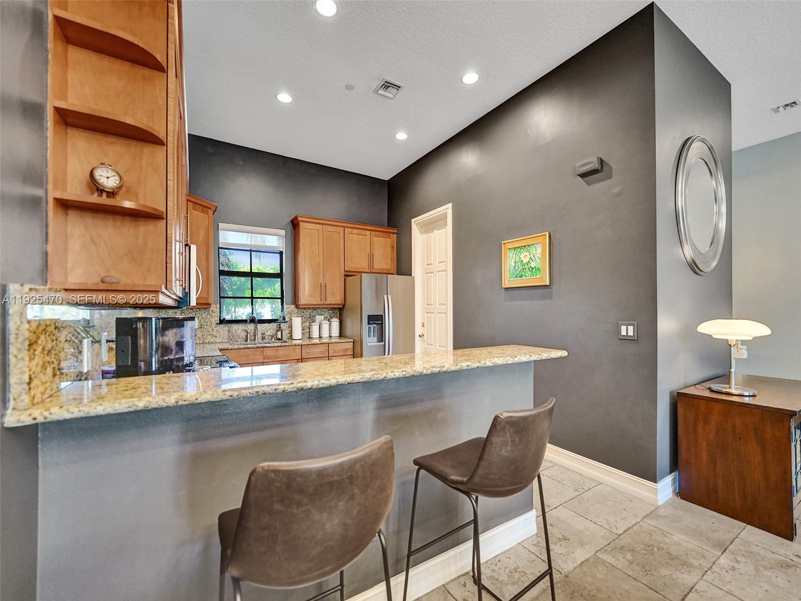 PARKTOWN OF WILTON MANORS - Residential Lease