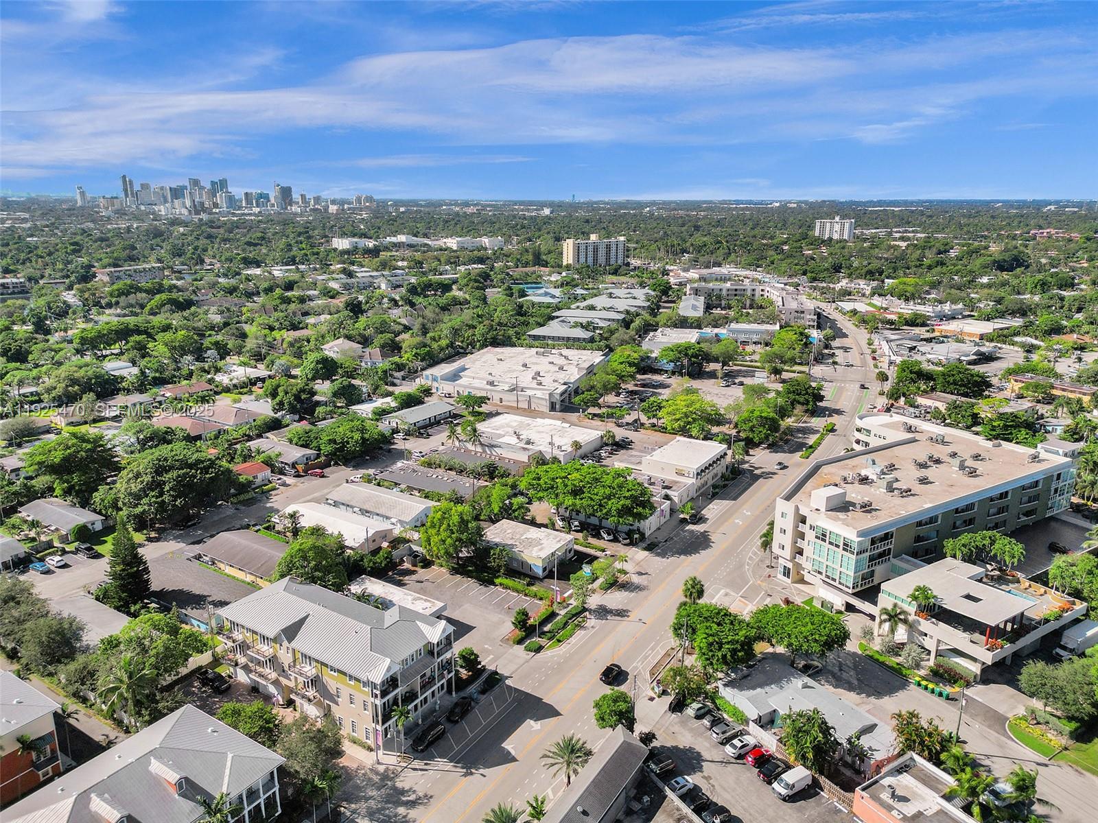 PARKTOWN OF WILTON MANORS - Residential Lease