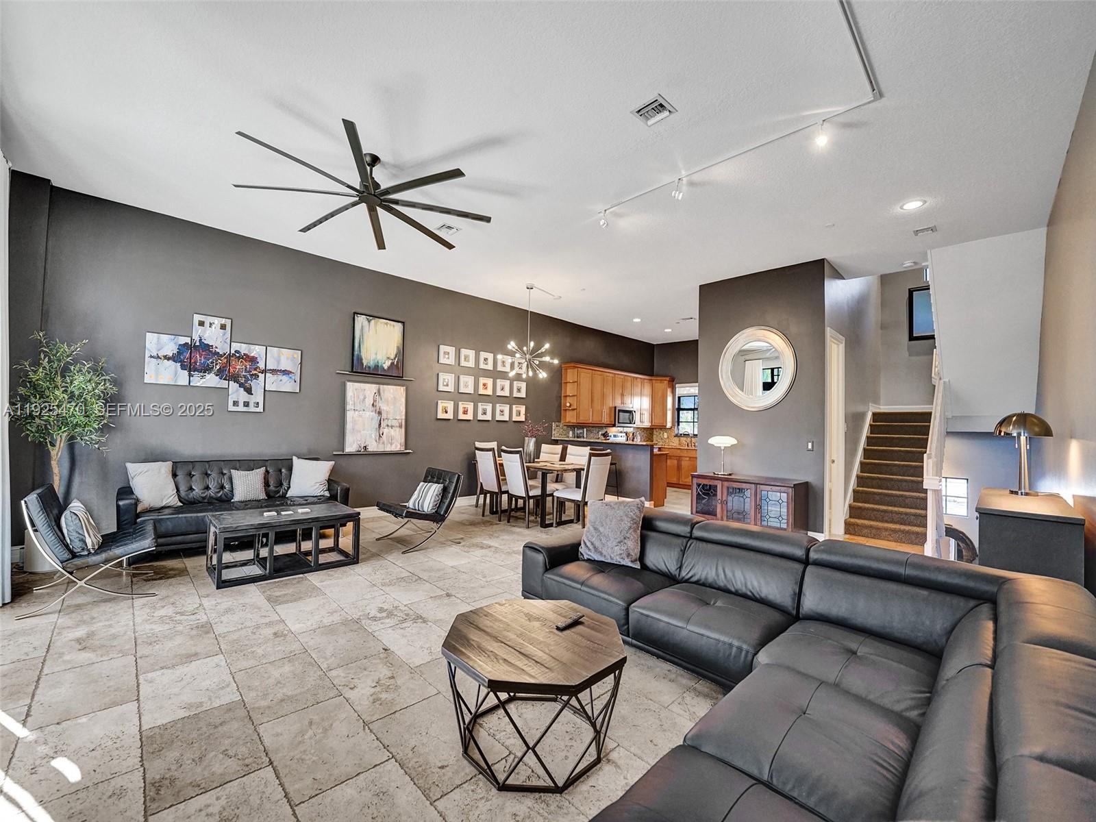 PARKTOWN OF WILTON MANORS - Residential Lease