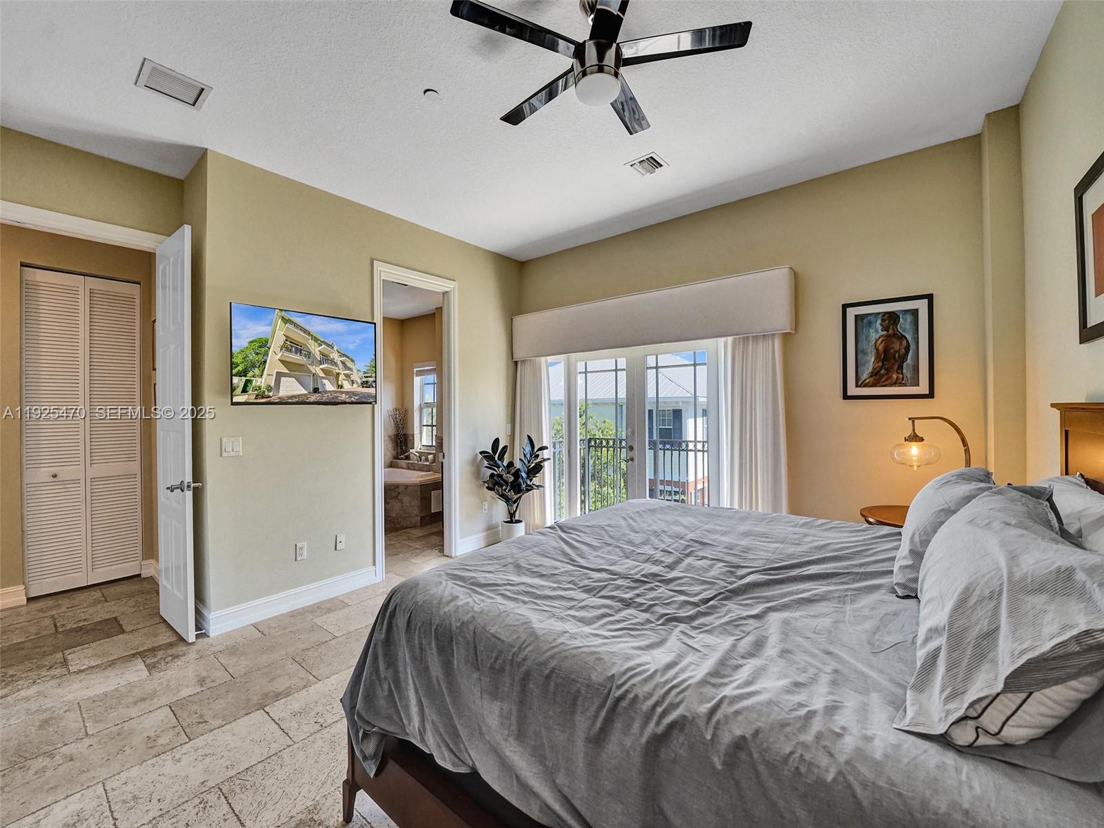 PARKTOWN OF WILTON MANORS - Residential Lease