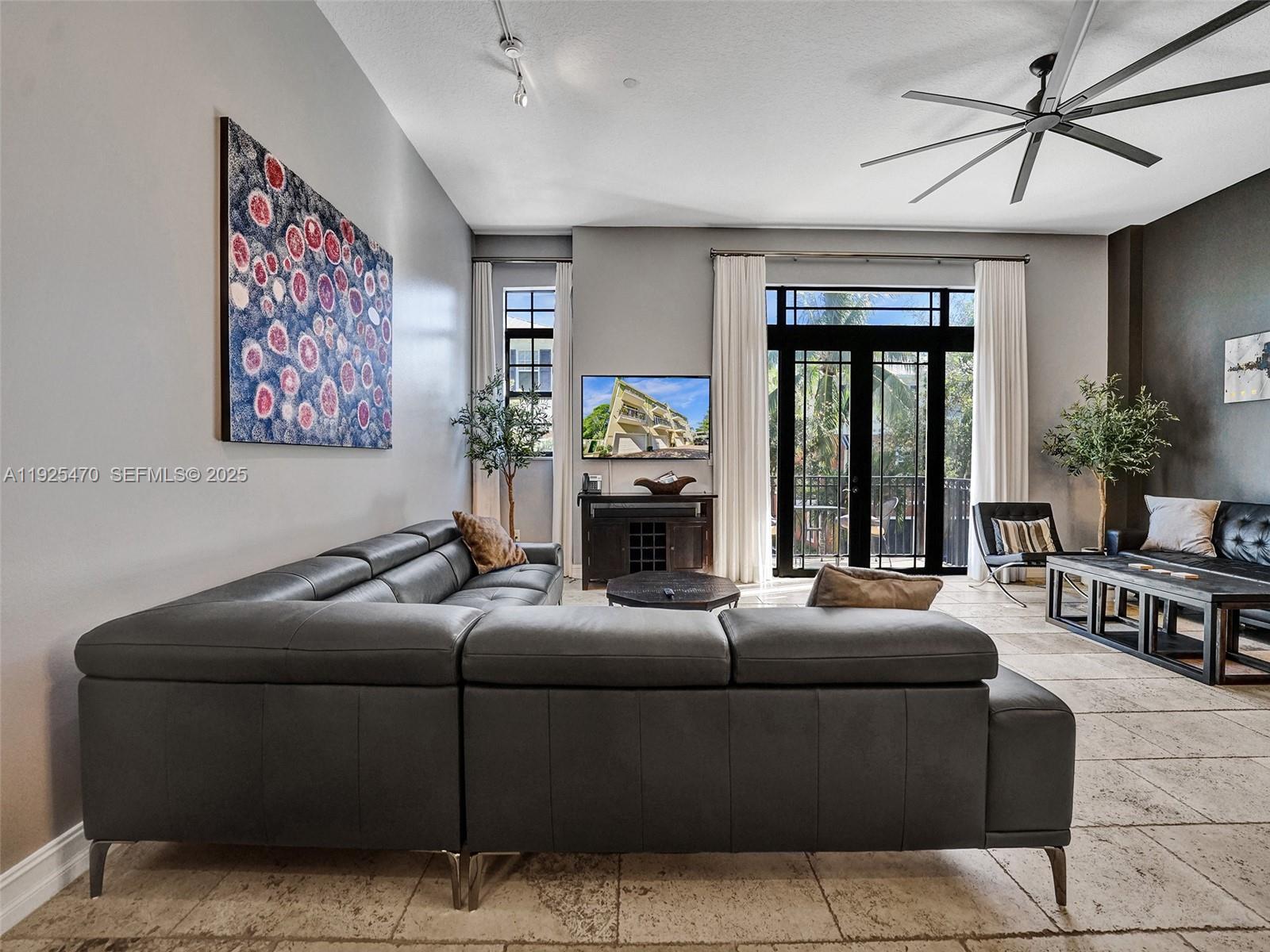 PARKTOWN OF WILTON MANORS - Residential Lease