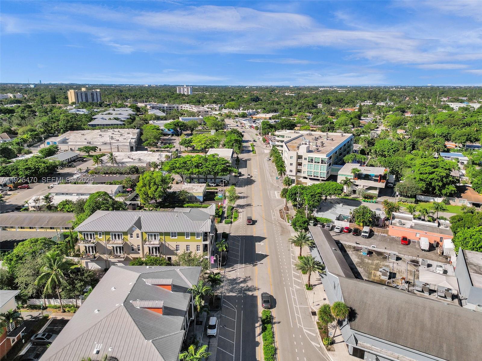 PARKTOWN OF WILTON MANORS - Residential Lease