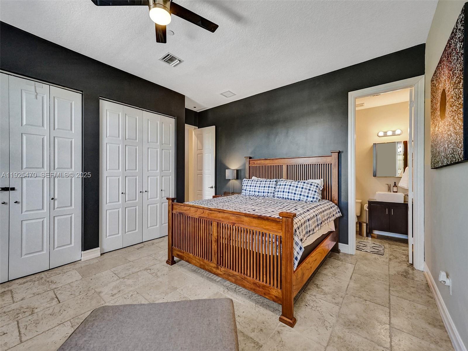 PARKTOWN OF WILTON MANORS - Residential Lease