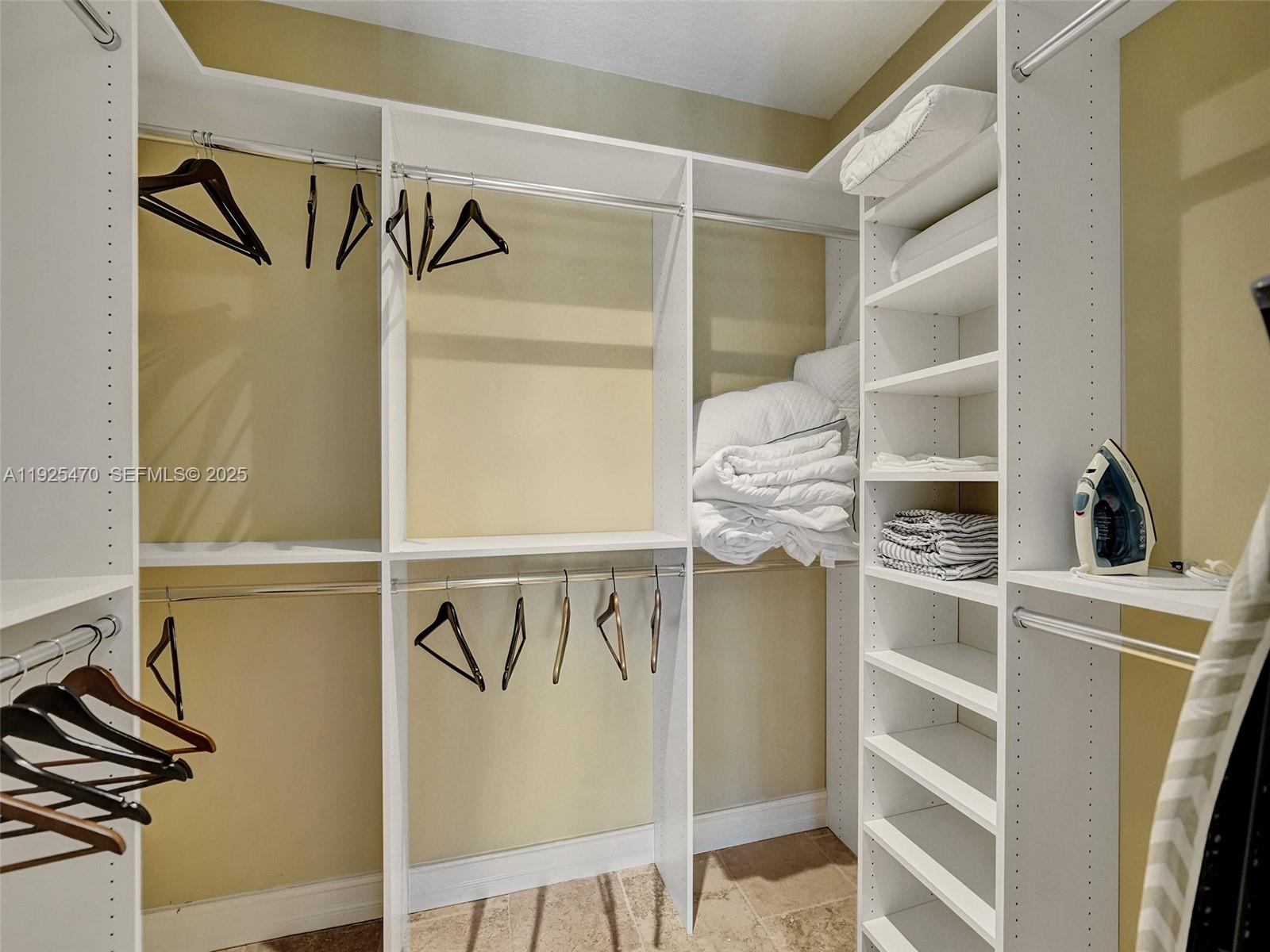 PARKTOWN OF WILTON MANORS - Residential Lease