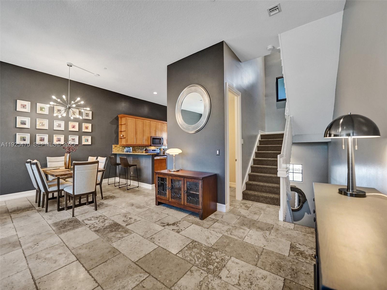 PARKTOWN OF WILTON MANORS - Residential Lease