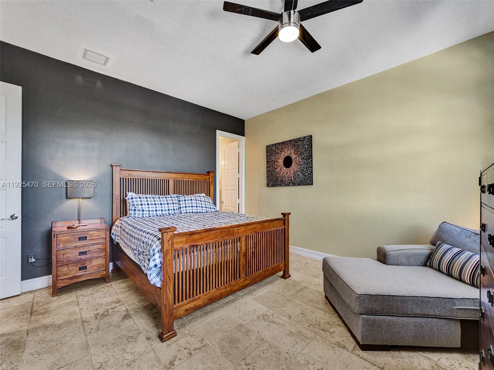 PARKTOWN OF WILTON MANORS - Residential Lease