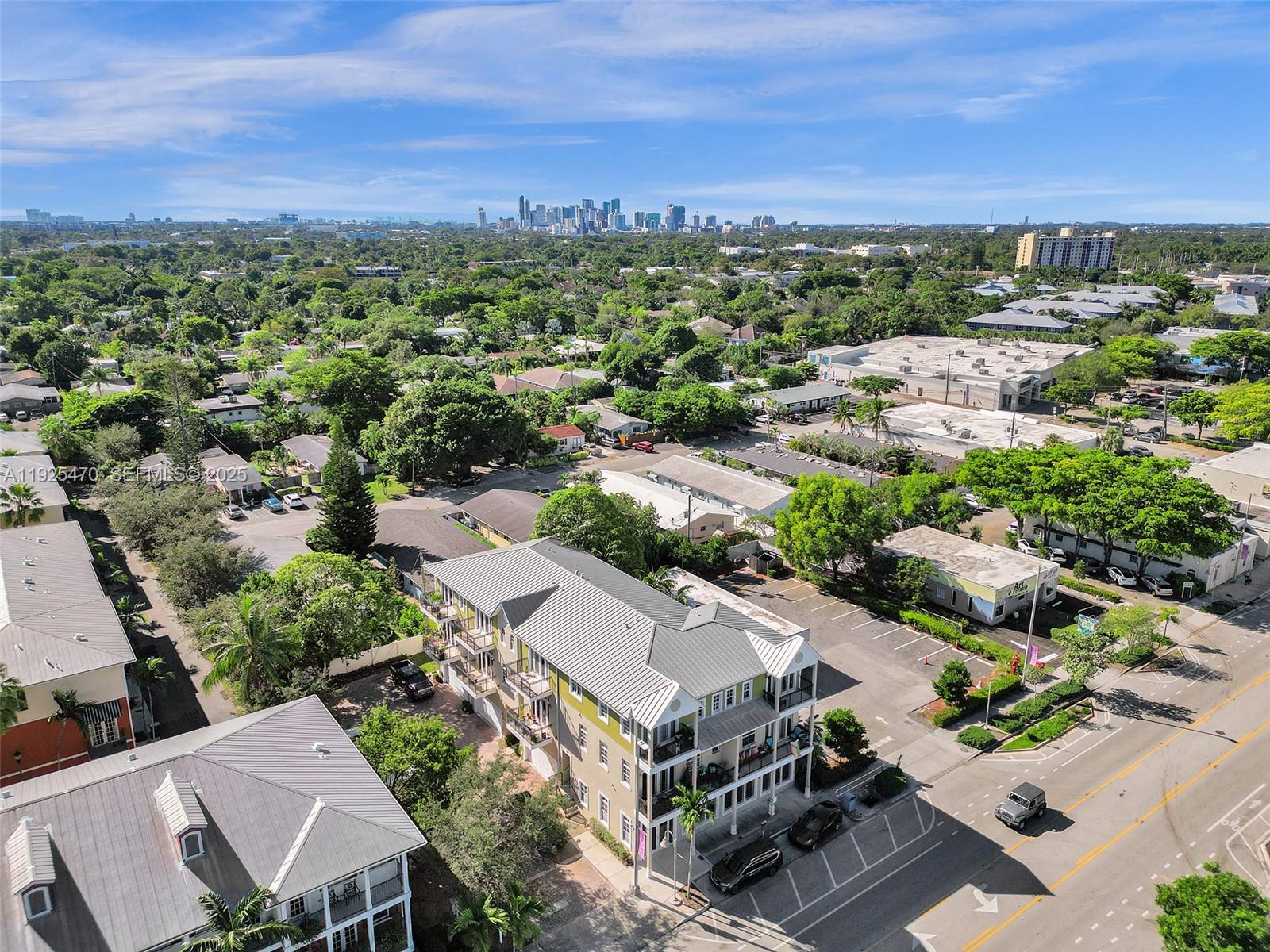 PARKTOWN OF WILTON MANORS - Residential Lease