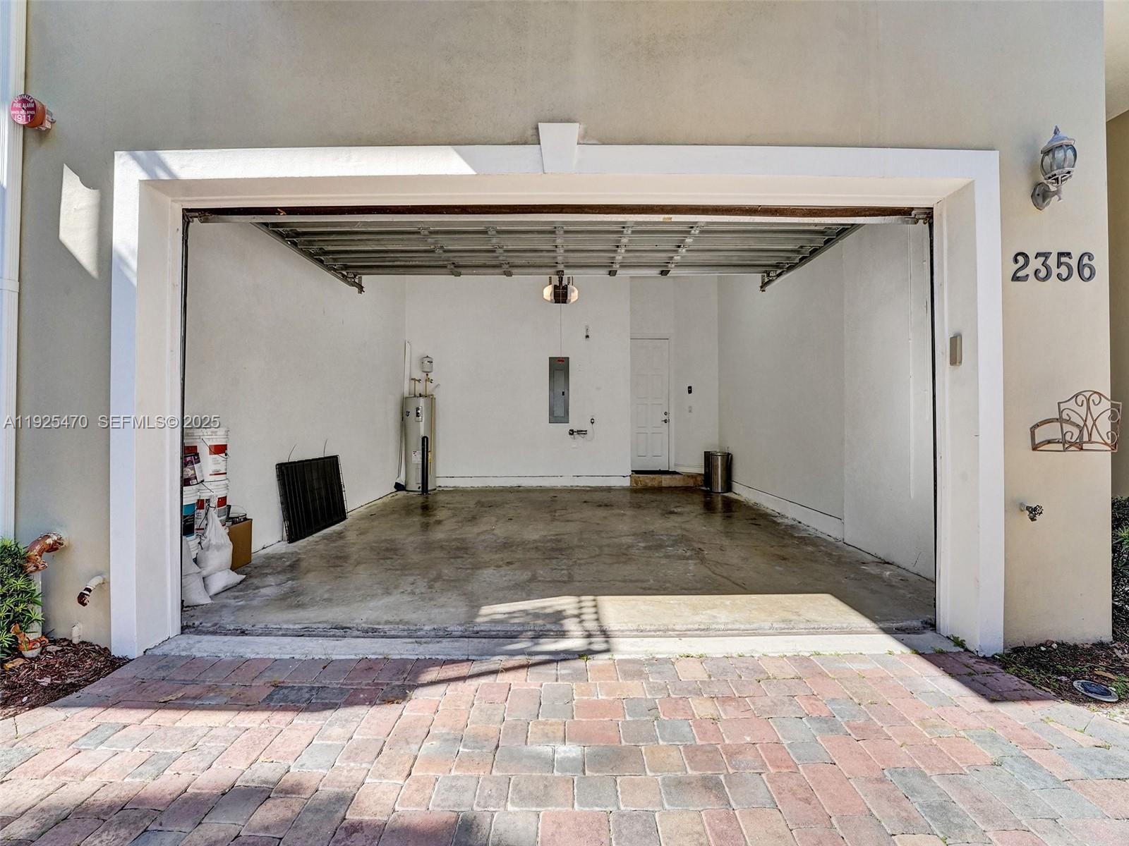 PARKTOWN OF WILTON MANORS - Residential Lease