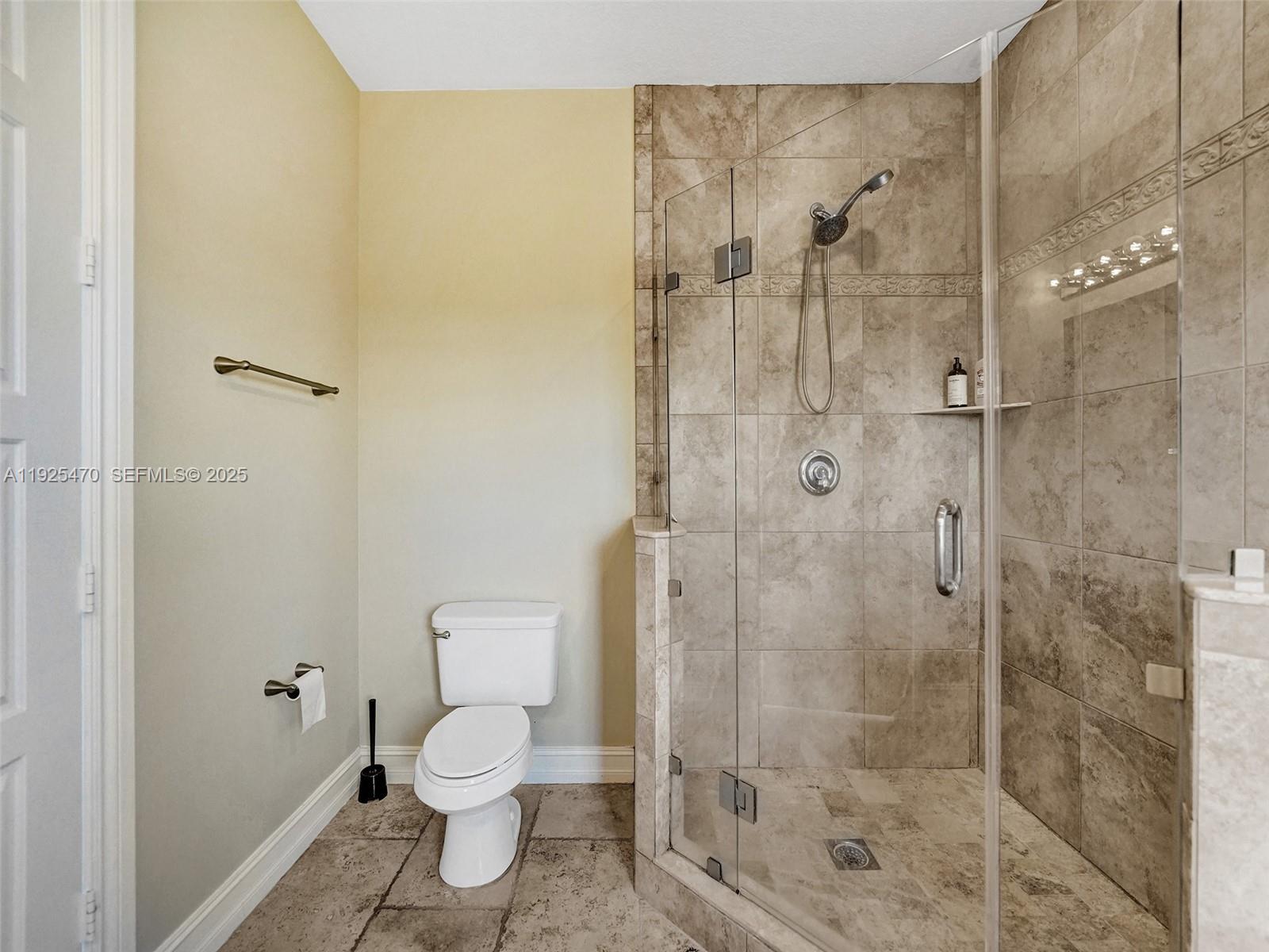 PARKTOWN OF WILTON MANORS - Residential Lease