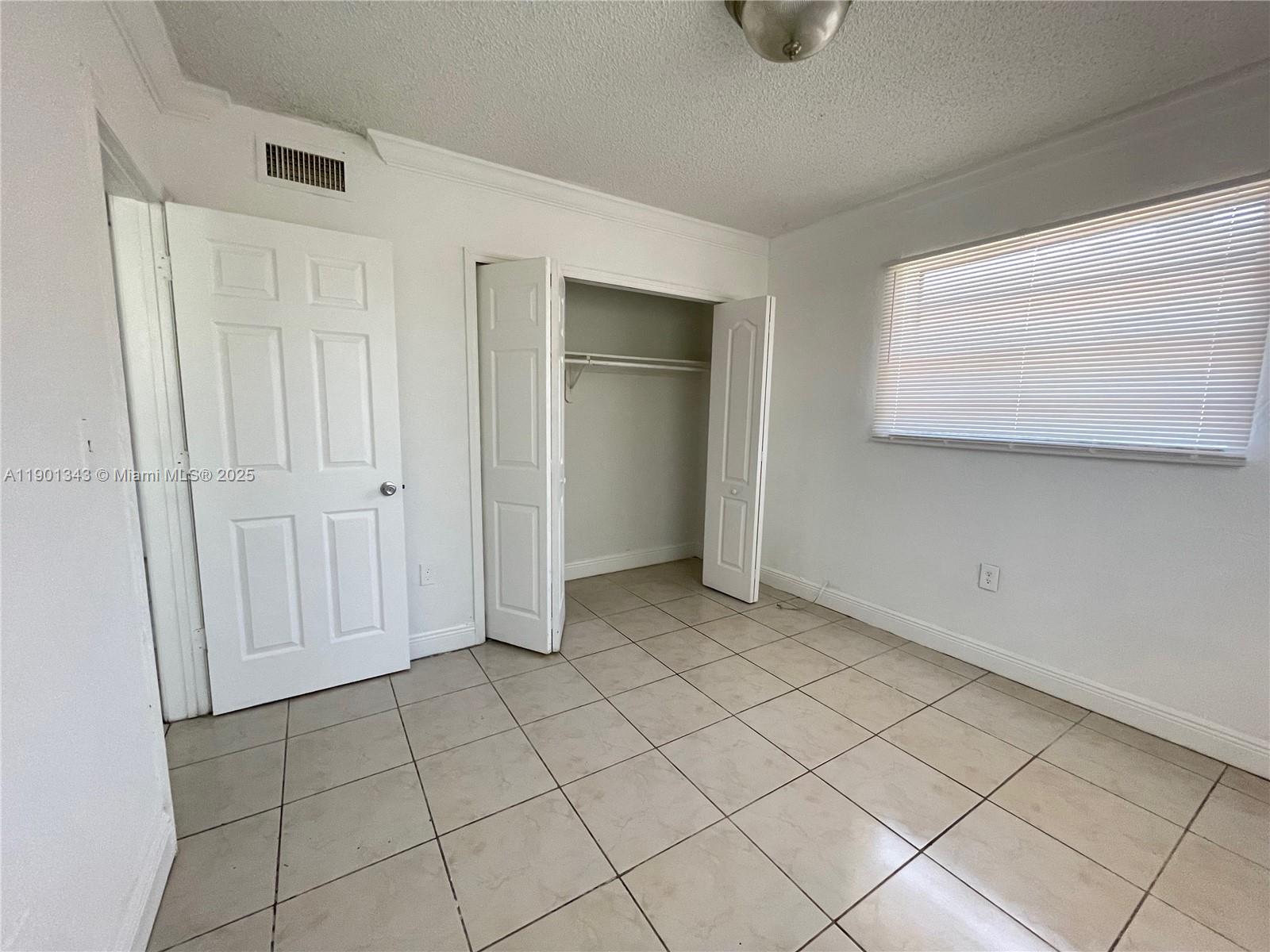 DIANE CONDO - Residential Lease