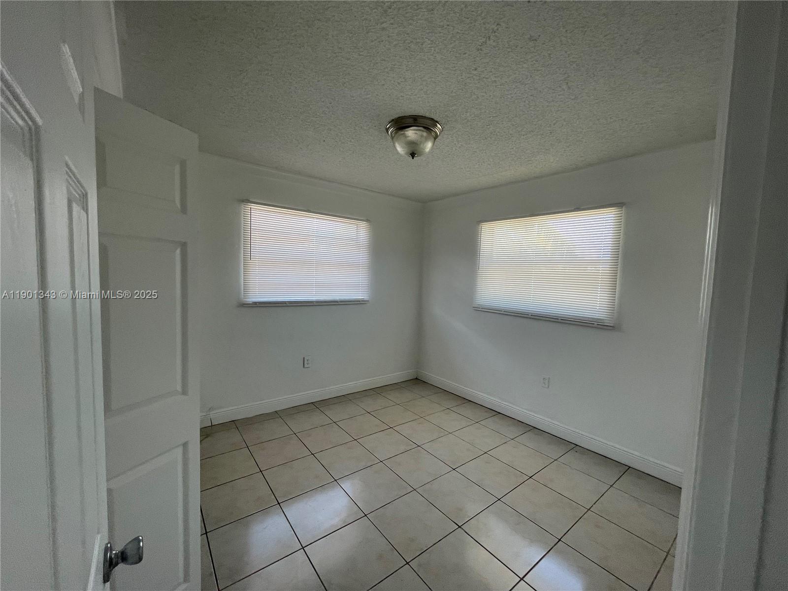 DIANE CONDO - Residential Lease