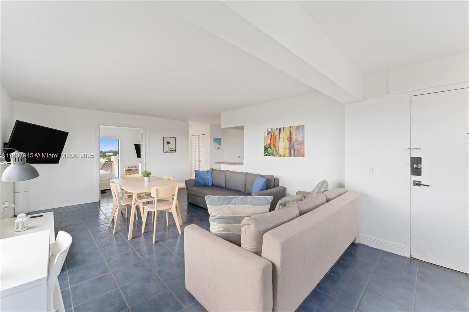 7904 West Dr 901