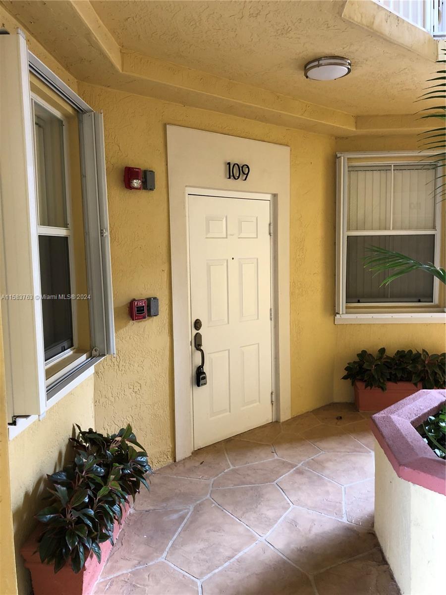 CENTURY PARK CONDO - Residential Lease