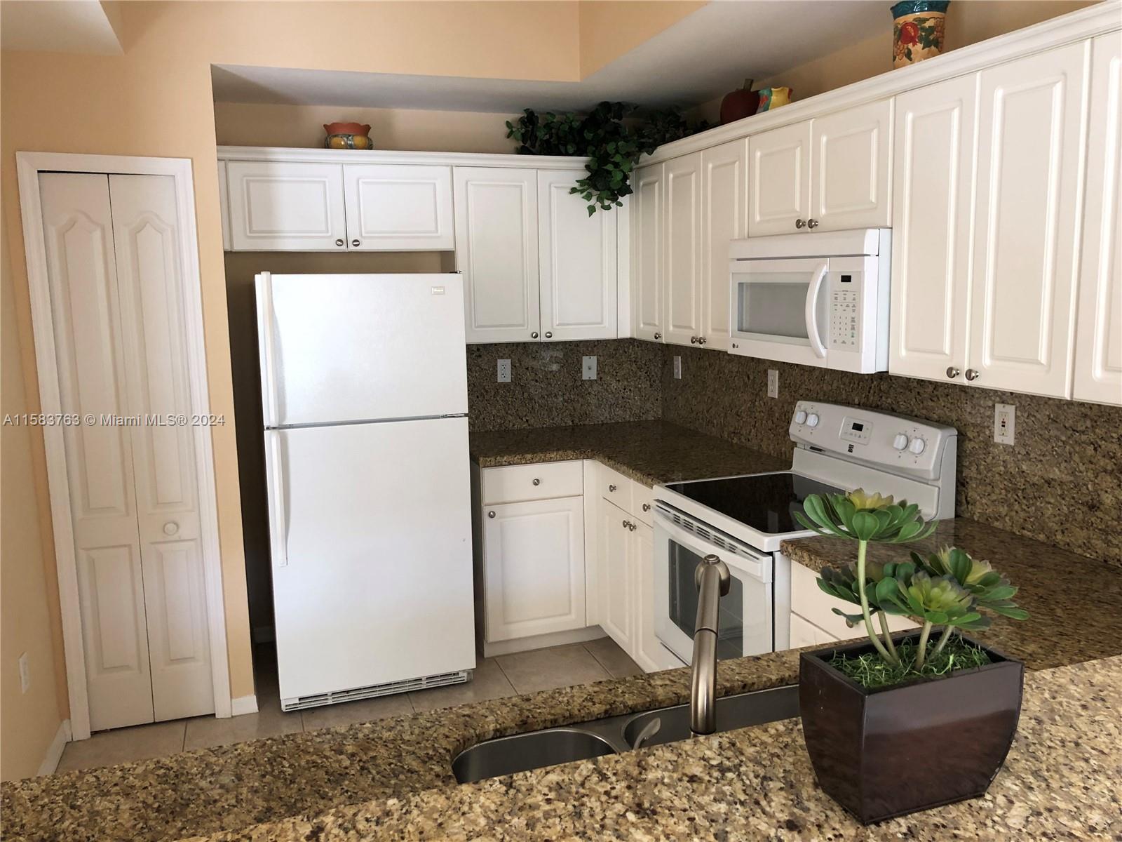 CENTURY PARK CONDO - Residential Lease