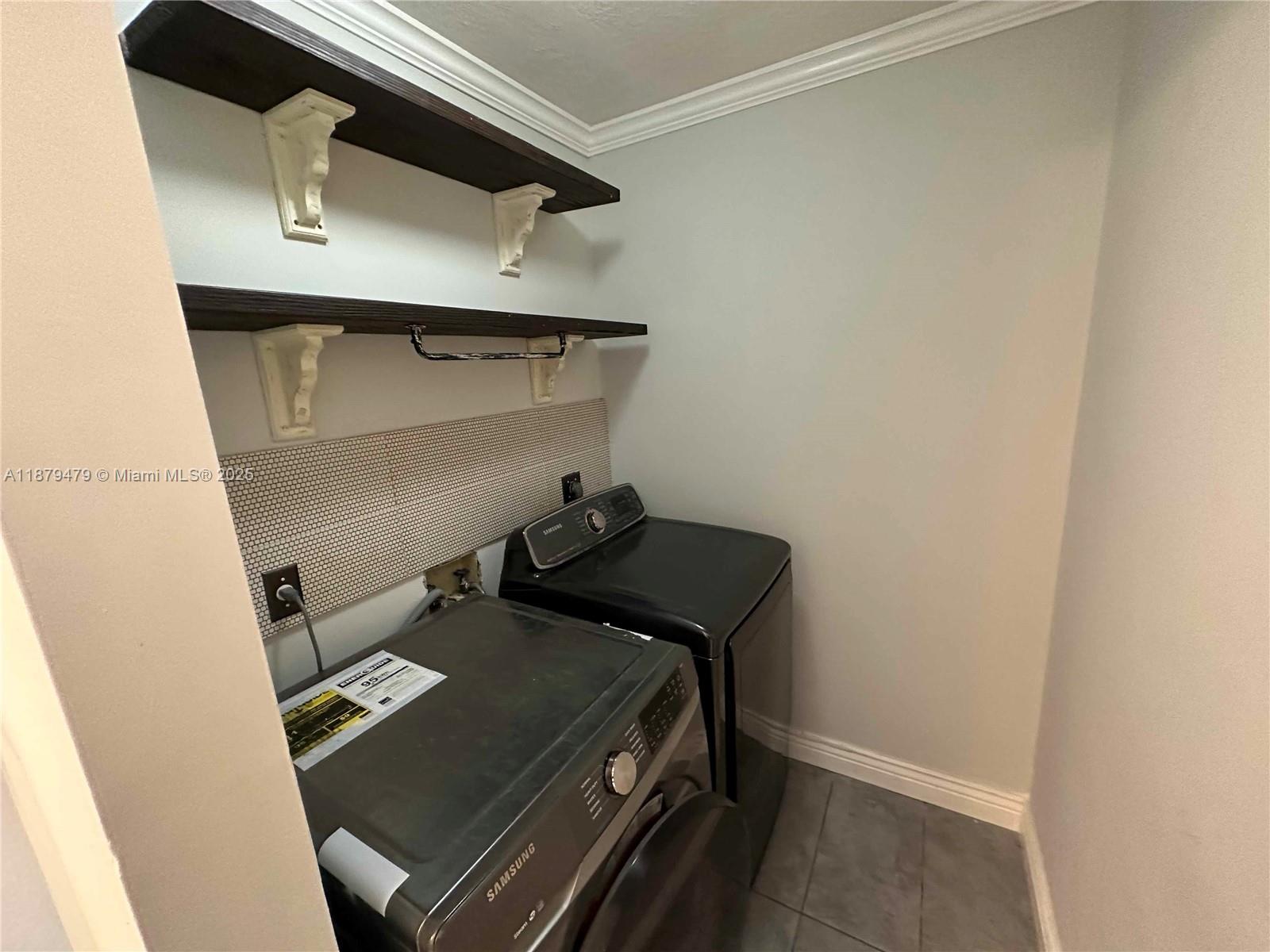 ROCK CREEK PH TWO - Residential Lease