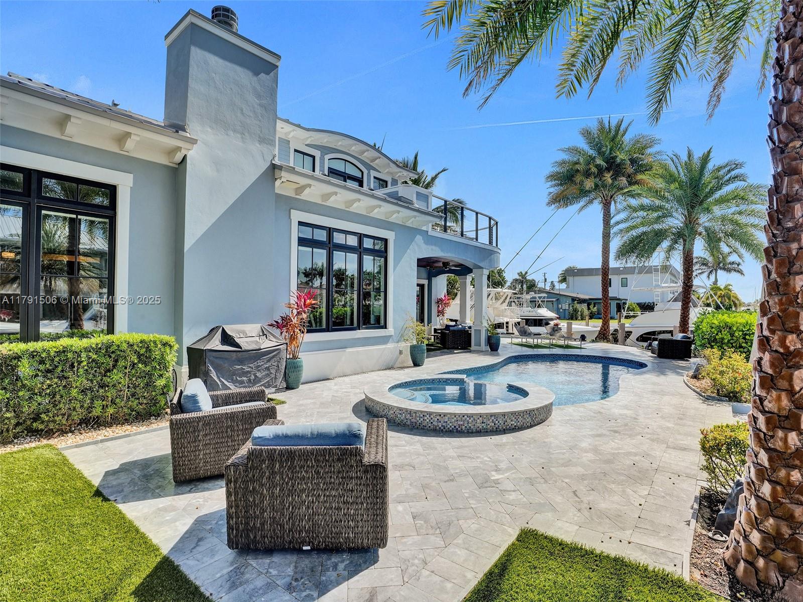 CORAL KEY VILLAS 5TH SEC - Residential