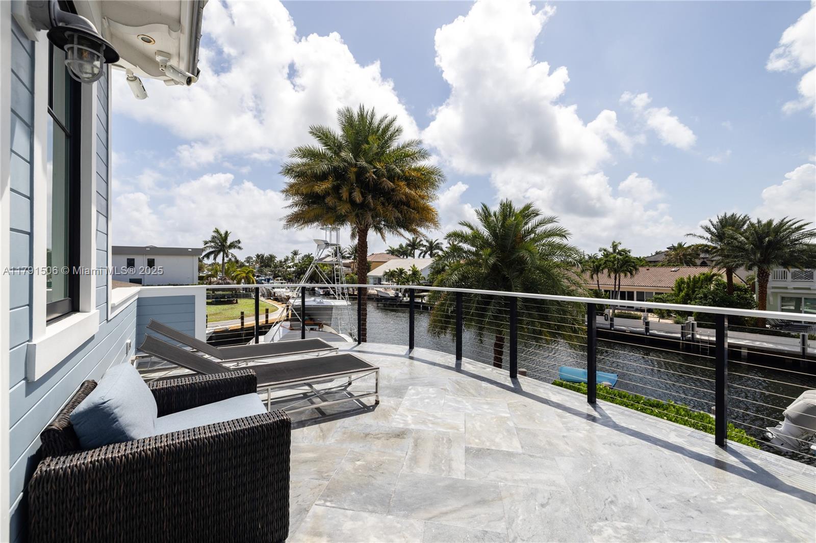 CORAL KEY VILLAS 5TH SEC - Residential