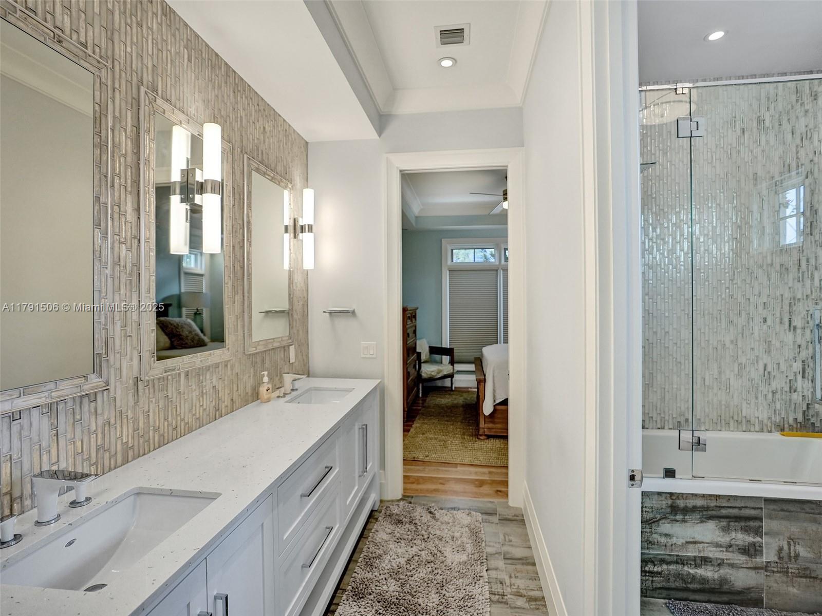 CORAL KEY VILLAS 5TH SEC - Residential