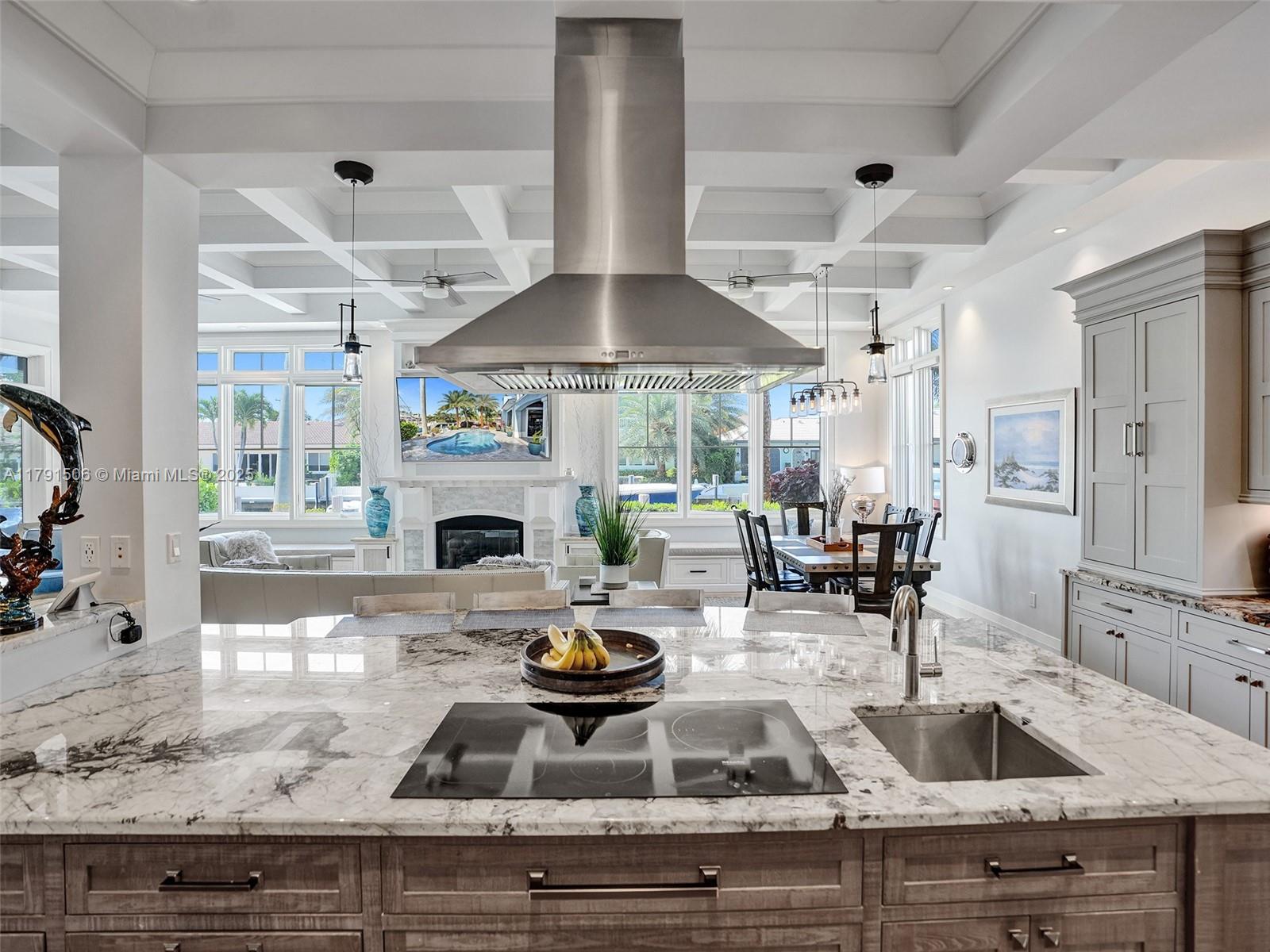 CORAL KEY VILLAS 5TH SEC - Residential