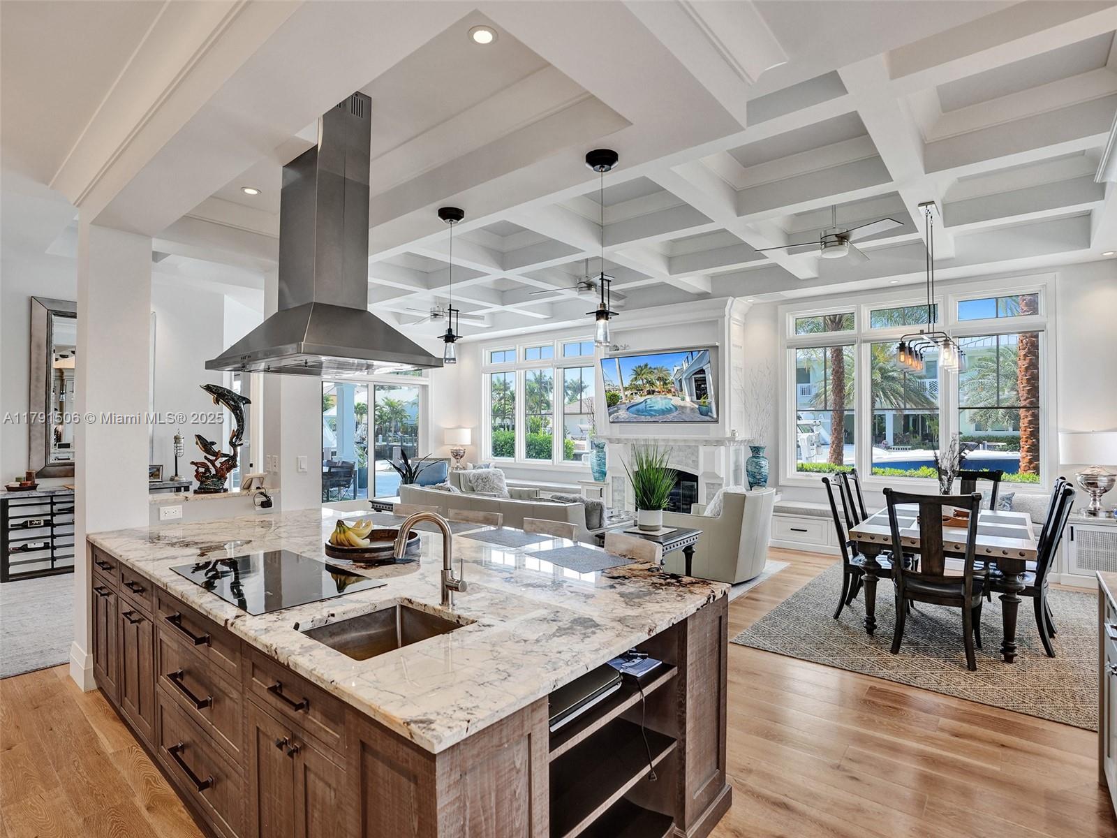 CORAL KEY VILLAS 5TH SEC - Residential