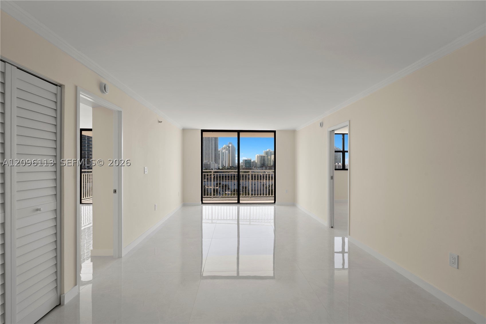 210 174th St 1103