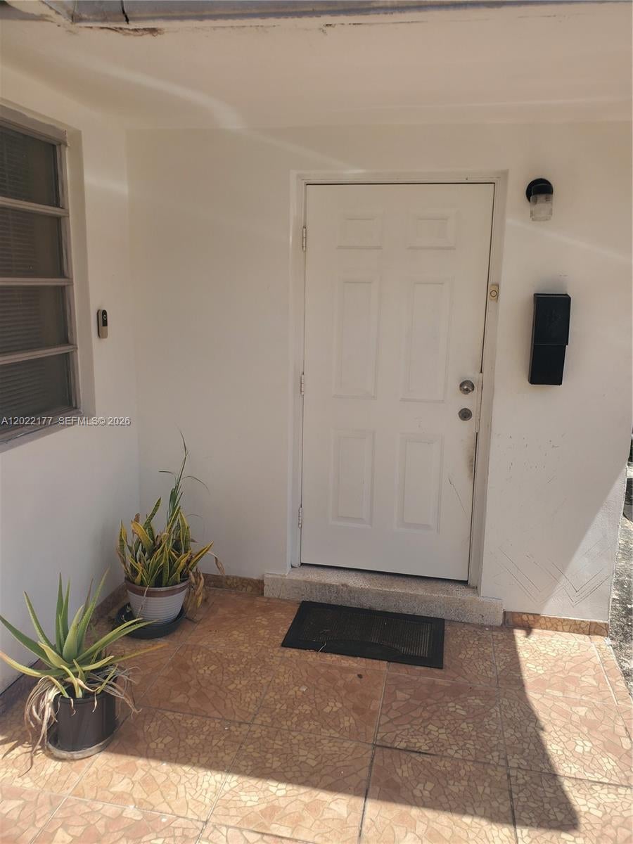 View photos, virtual tours, details... 2644 SW 28th Ct