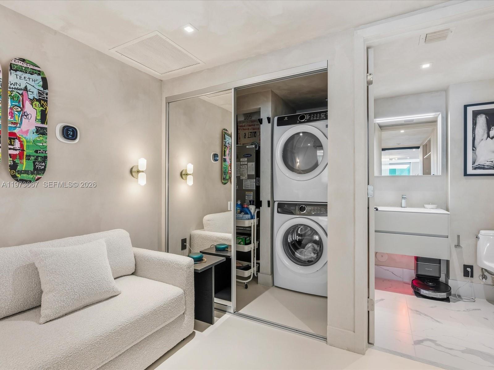 BAY HARBOR ISLANDS - Residential