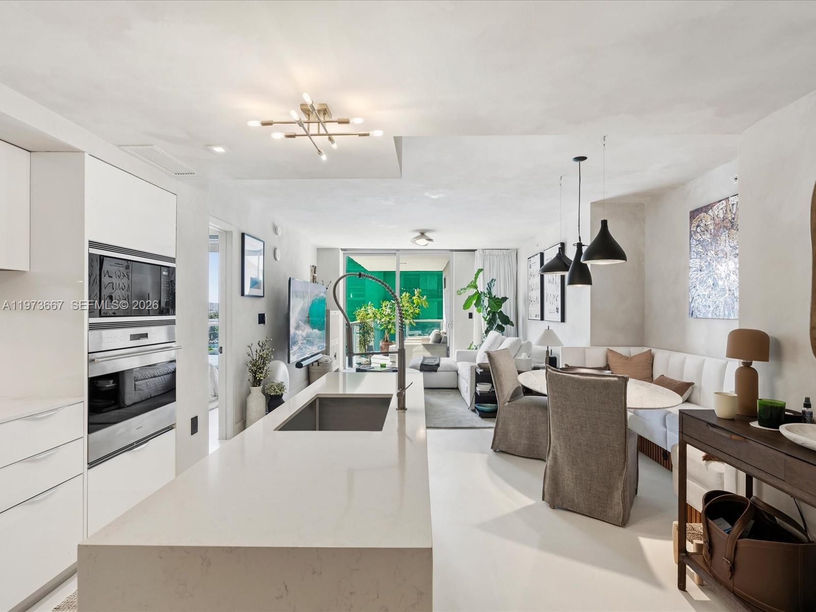 BAY HARBOR ISLANDS - Residential