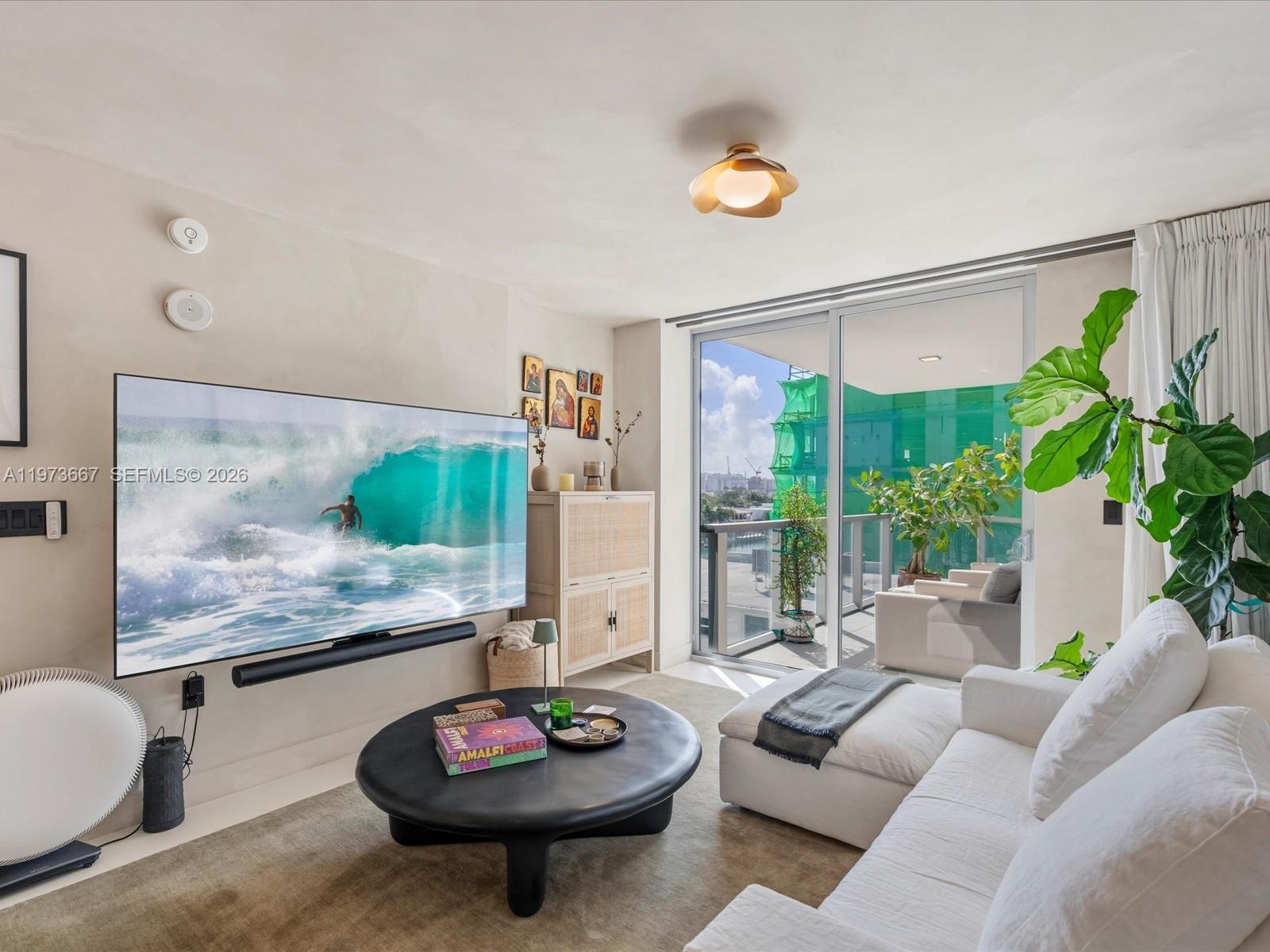 BAY HARBOR ISLANDS - Residential