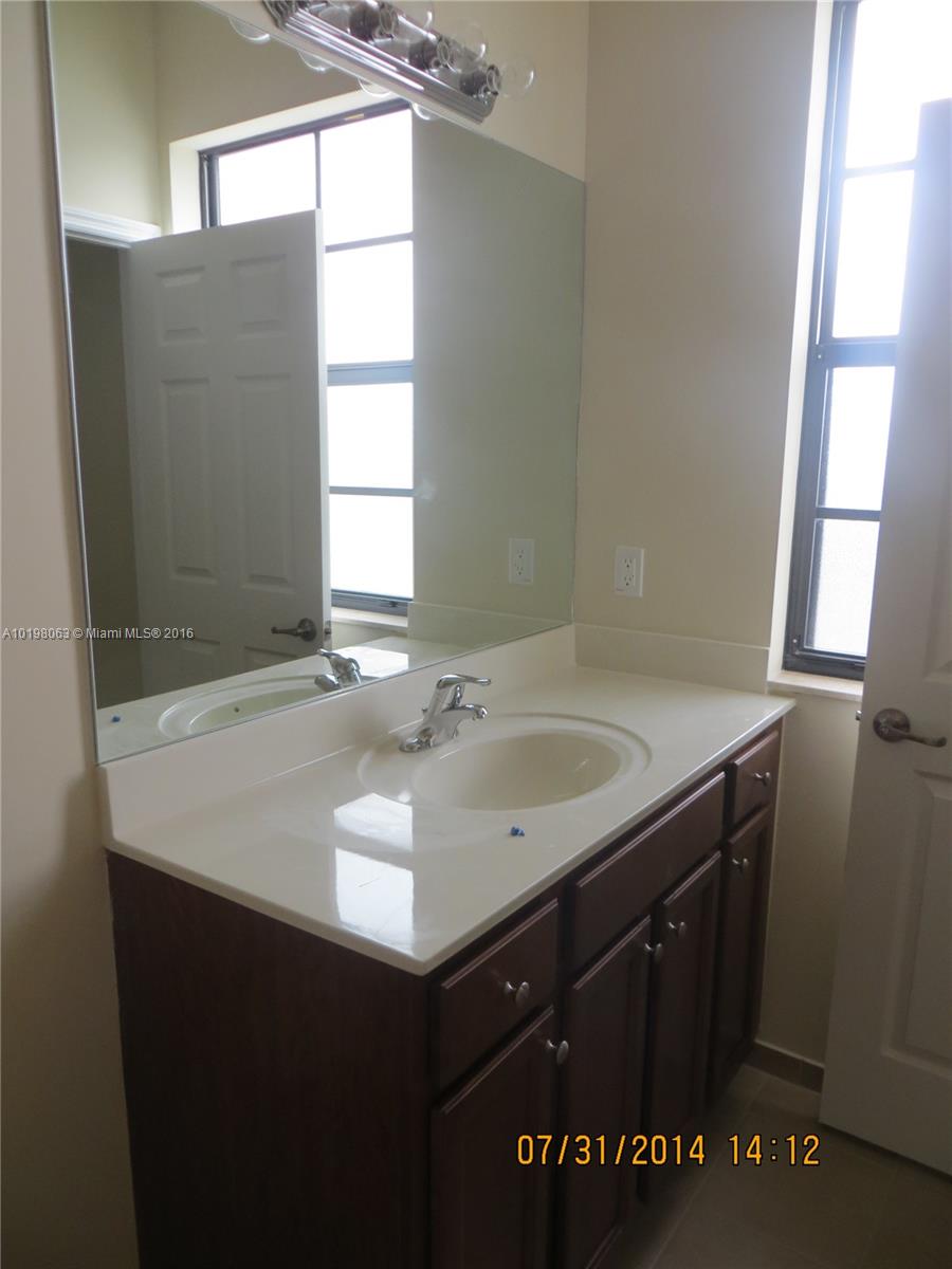 ARAGON - Residential Lease