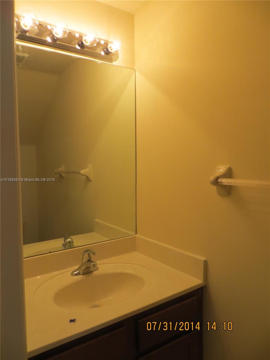 ARAGON - Residential Lease