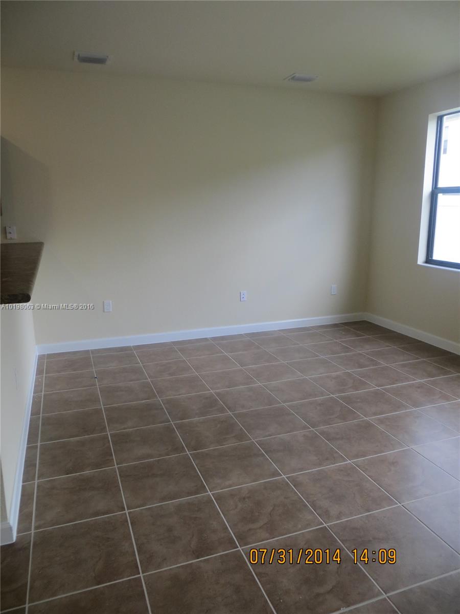 ARAGON - Residential Lease