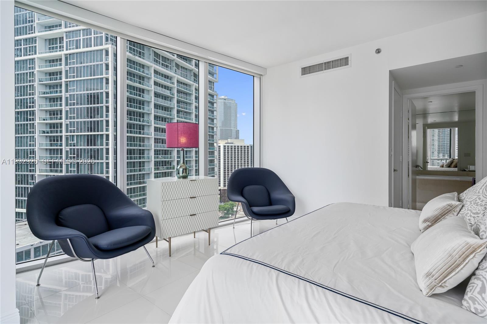 ICON BRICKELL - Residential