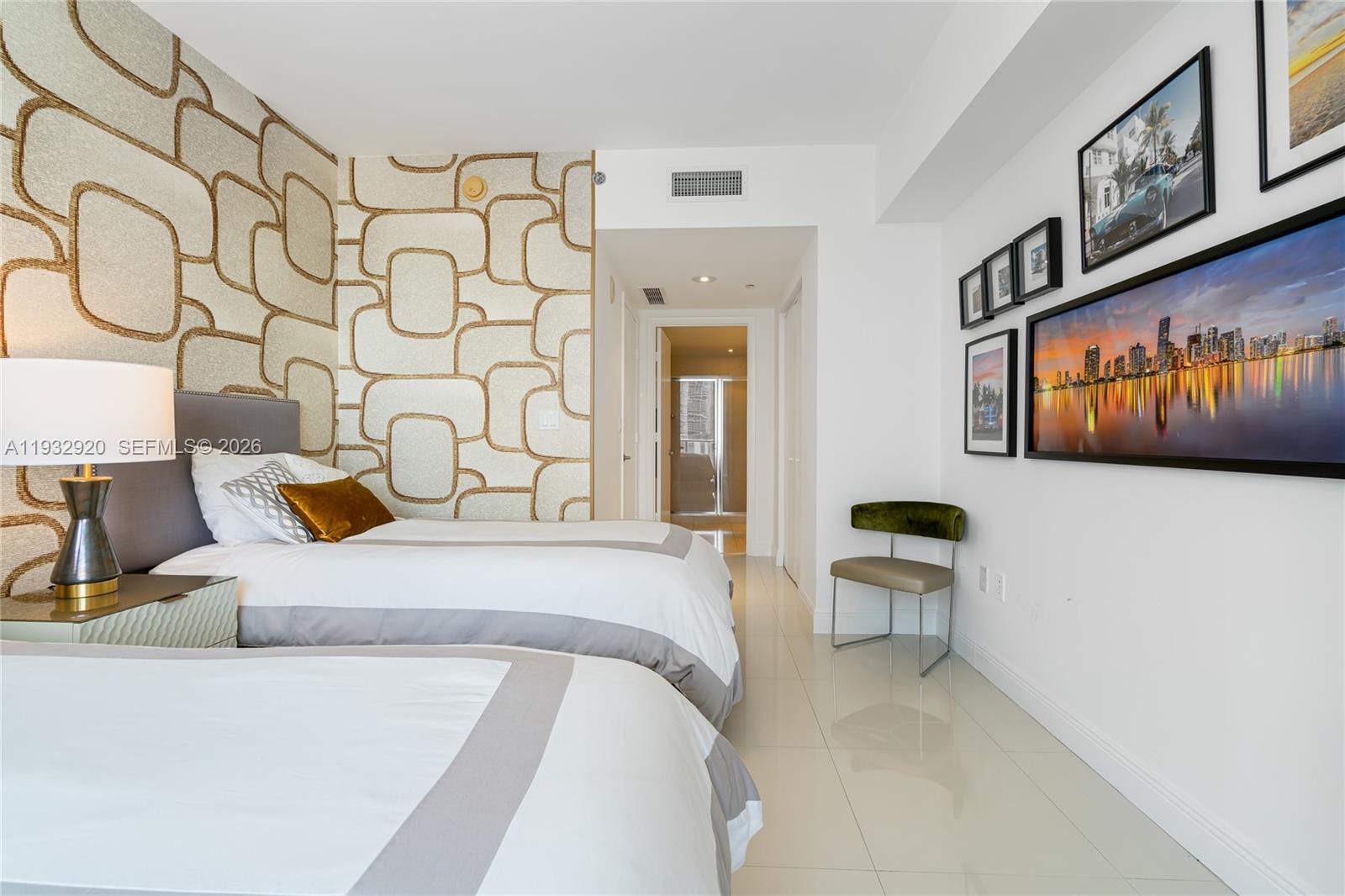 ICON BRICKELL - Residential