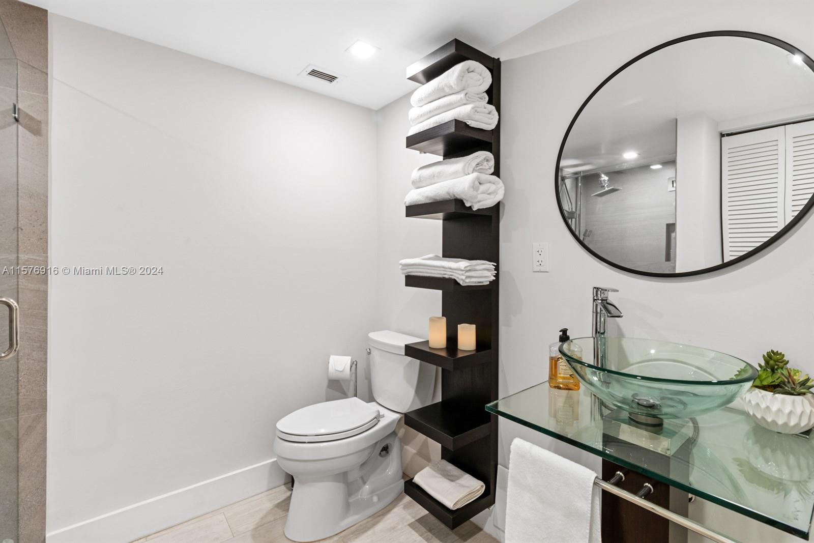 RONEY PALACE CONDO - Residential Lease