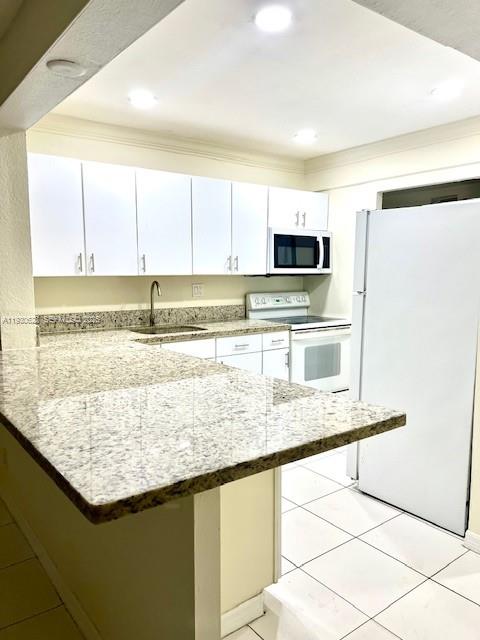 VERSAILLES GARDENS CONDO - Residential Lease