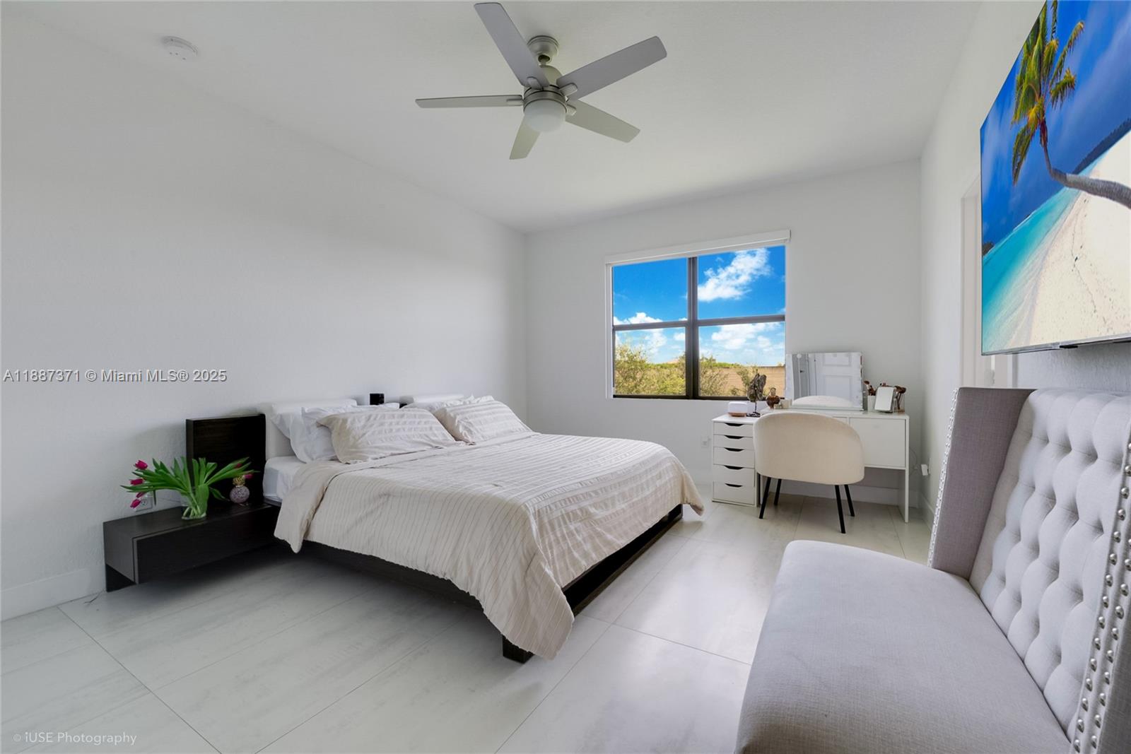 MC RESIDENTIAL - Residential