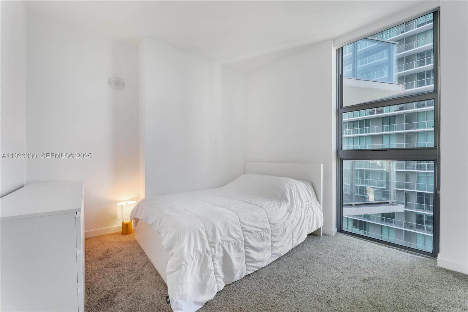 1100 MILLECENTO RESIDENCE - Residential