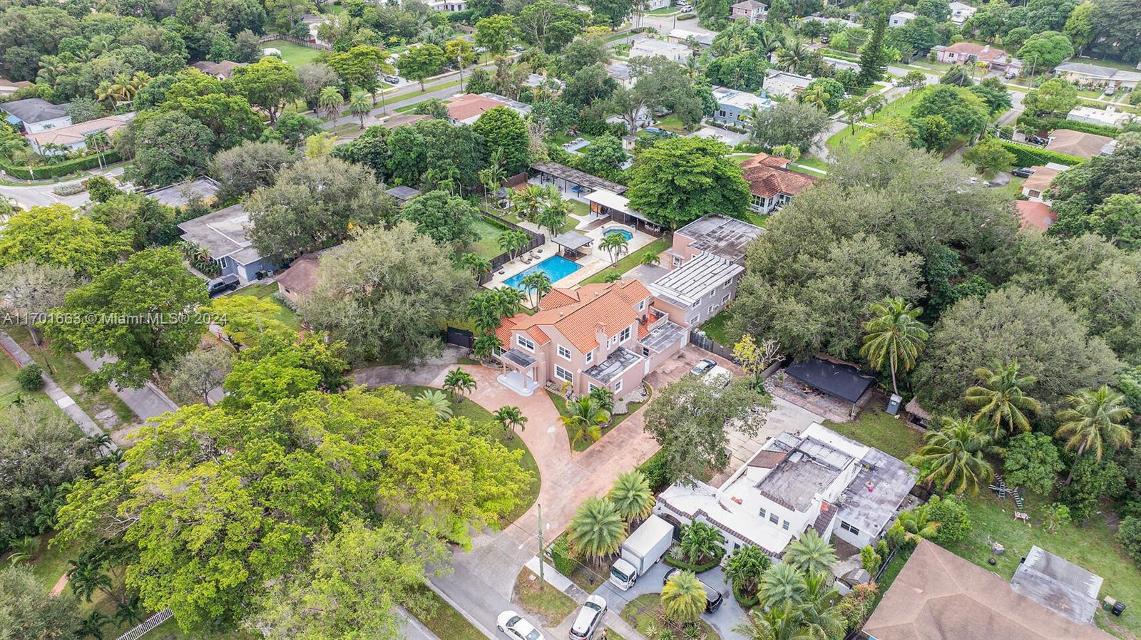 GRIFFING BISC PARK EST - Residential