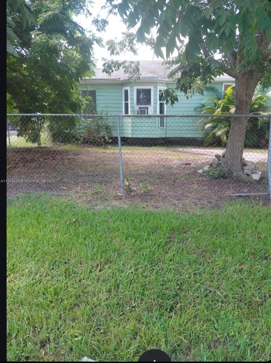 342 W Sagamore Ave